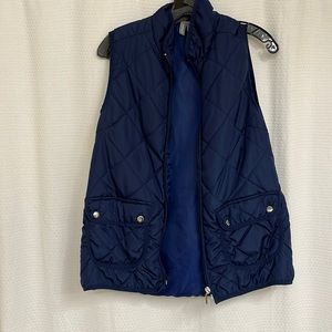 Navy Women’s Quilted Vest